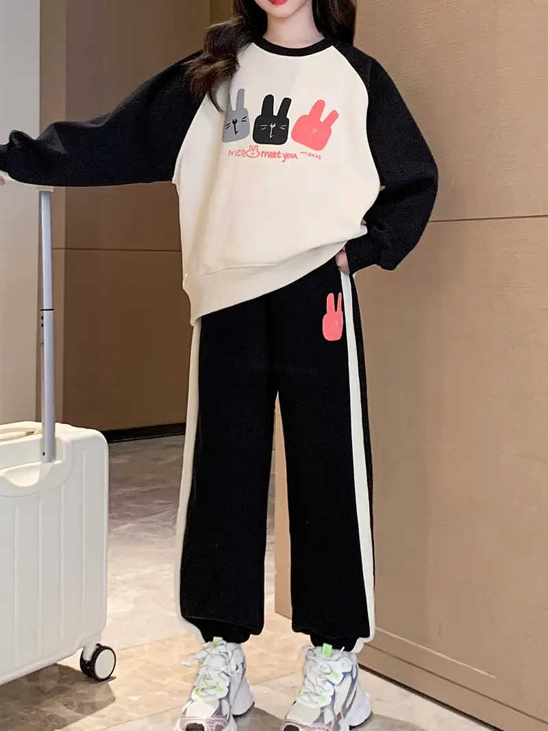 Children sports suit